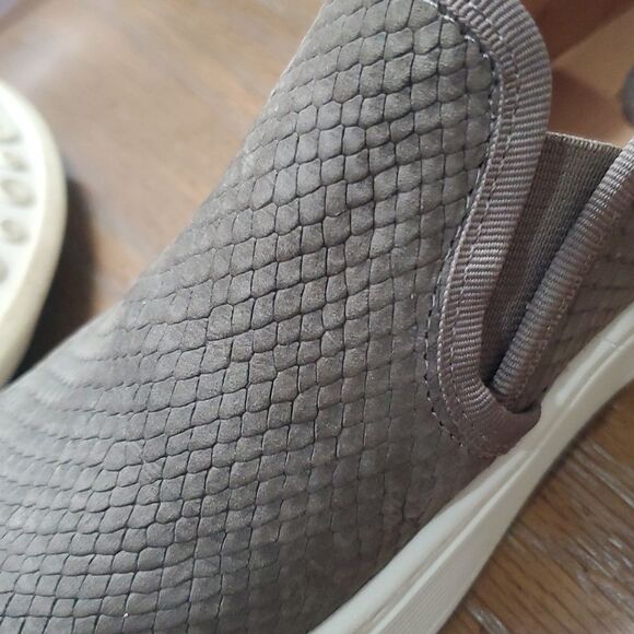 Sofft Somers 111, Grey Leather Slip On Loafers, Size 8 - Picture 10 of 10